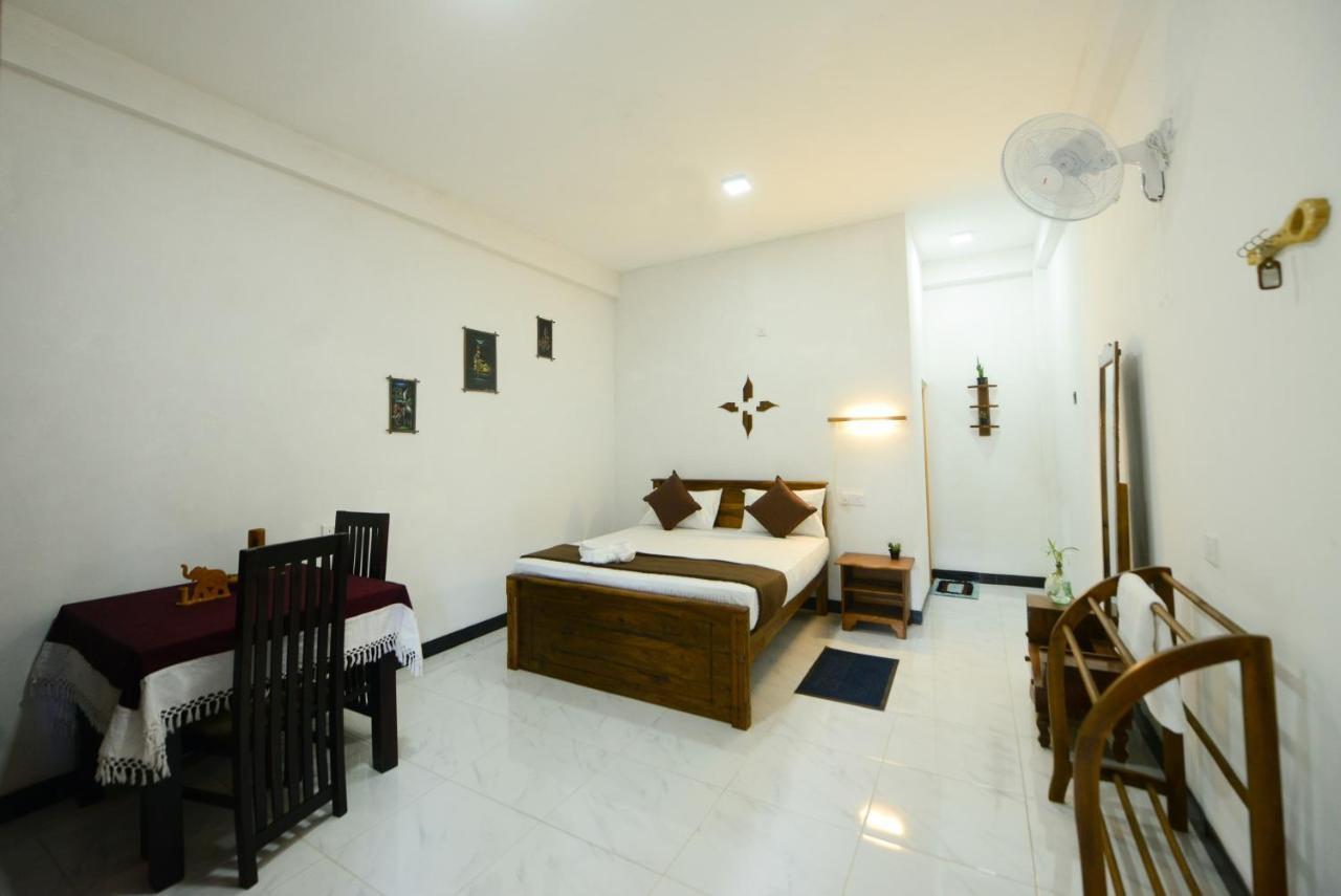 Dambulla Kings Inn エクステリア 写真