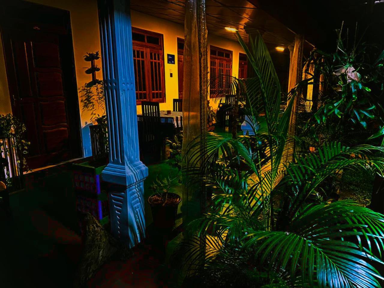 Dambulla Kings Inn エクステリア 写真
